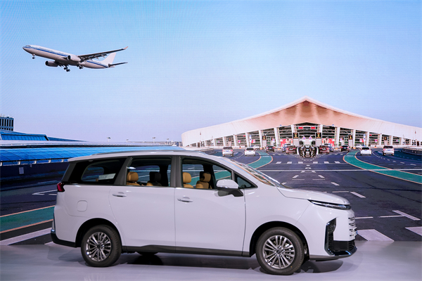 大空間、更省錢、長續(xù)航，“國民家用MPV”上汽大通G50混動MPV開啟預(yù)售，滿足家庭用車、旅游出行等全需求！